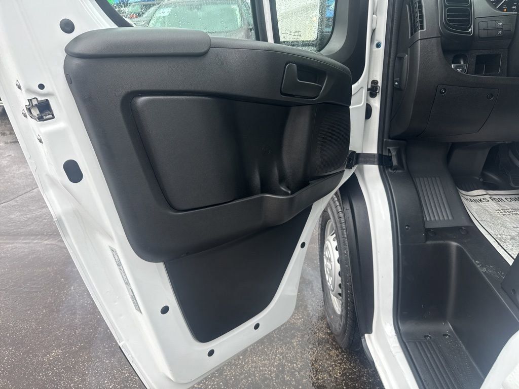 Used 2024 Ram ProMaster 2500 - photo 15
