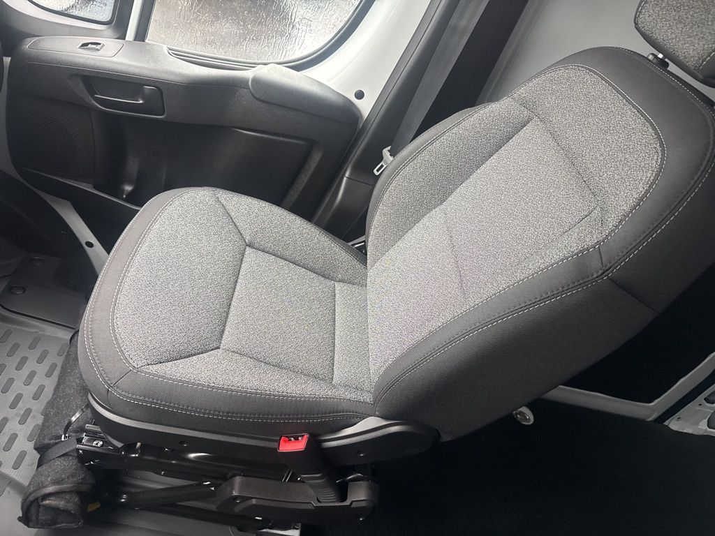 Used 2024 Ram ProMaster 2500 - photo 28