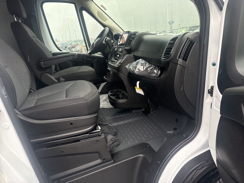 Used 2024 Ram ProMaster 2500 - photo 32