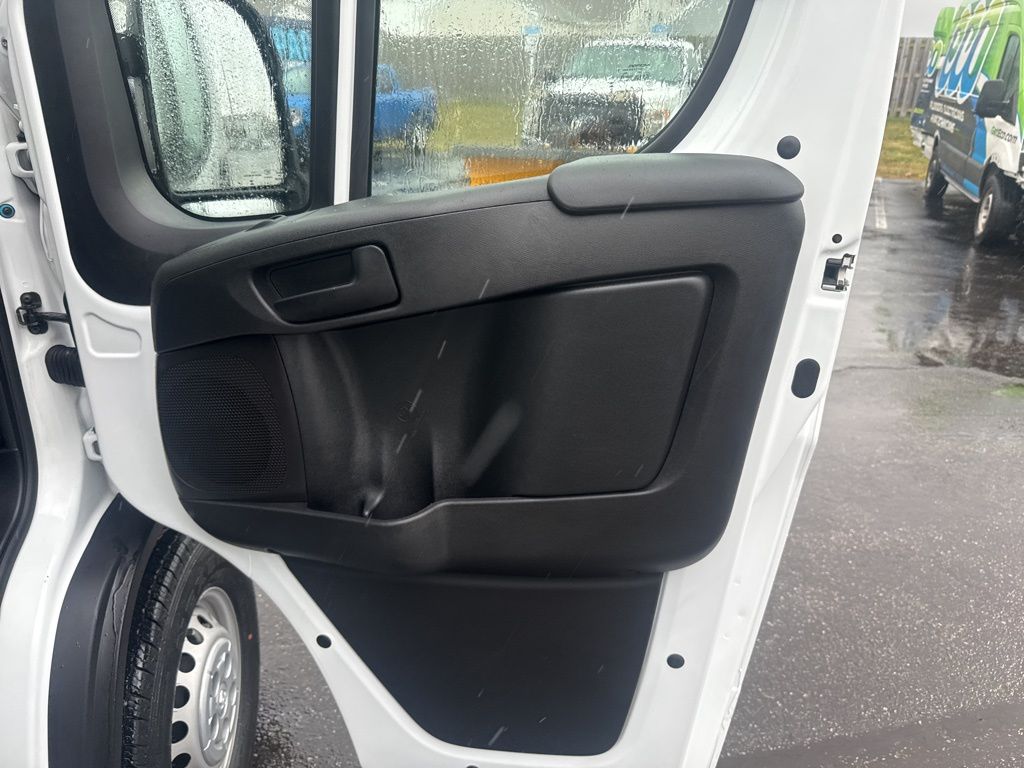 Used 2024 Ram ProMaster 2500 - photo 33