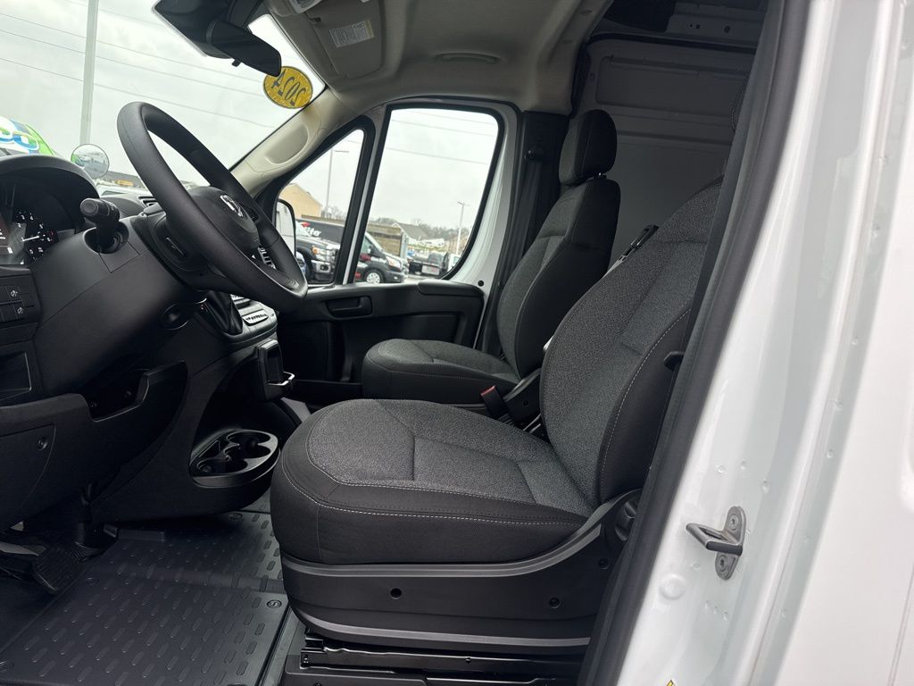 Used 2024 Ram ProMaster 2500 - photo 13