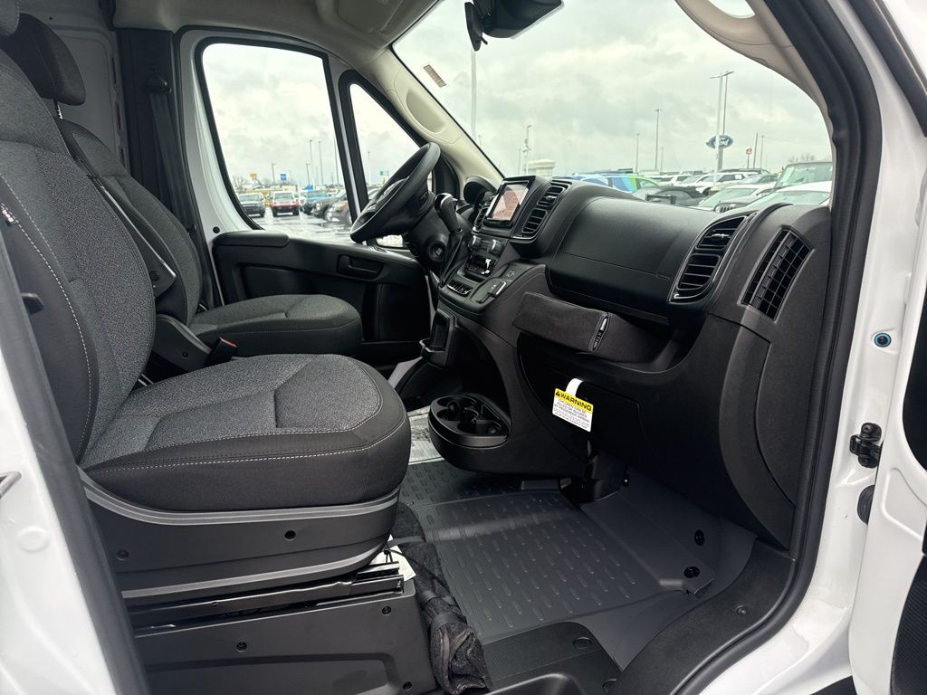 Used 2024 Ram ProMaster 2500 - photo 31