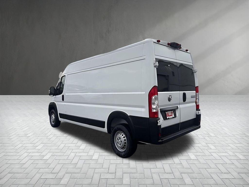 Used 2024 Ram ProMaster 2500 - photo 9