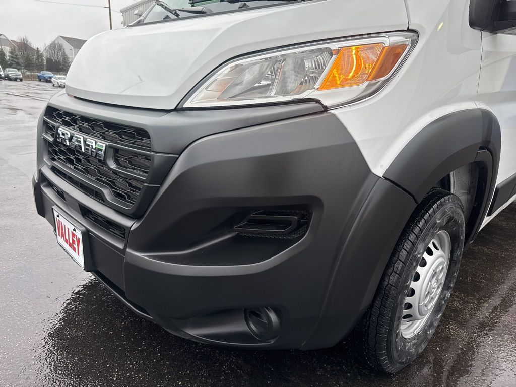 Used 2024 Ram ProMaster 2500 - photo 12