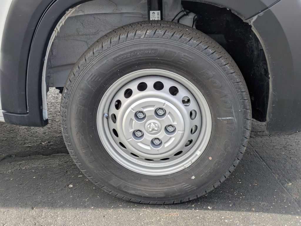 Used 2024 Ram ProMaster 2500 - photo 16