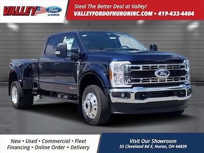 2025 Ford F-450 Crew Cab DRW 4x4 Pickup for sale #925594 - photo 1