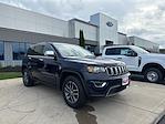 2017 Jeep Grand Cherokee 4x4 SUV for sale #C241552A - photo 9