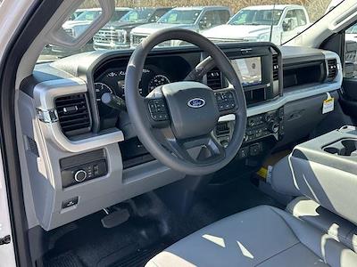 New 2025 Ford F-550 - photo 1