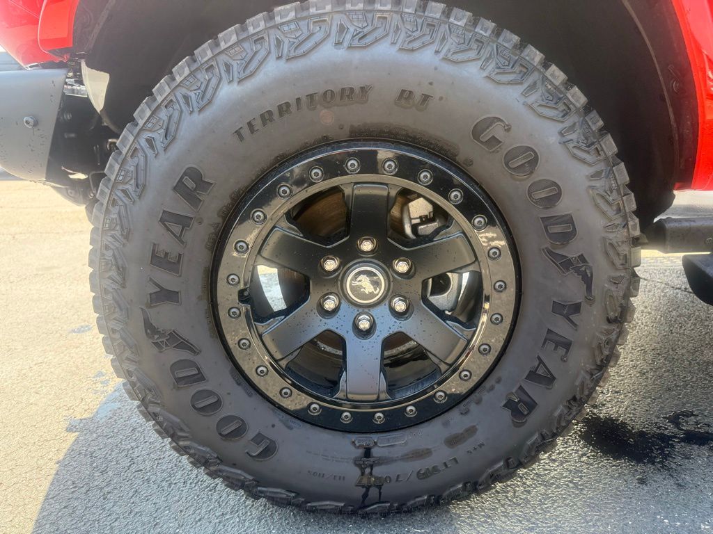 New 2025 Ford Bronco - photo 11