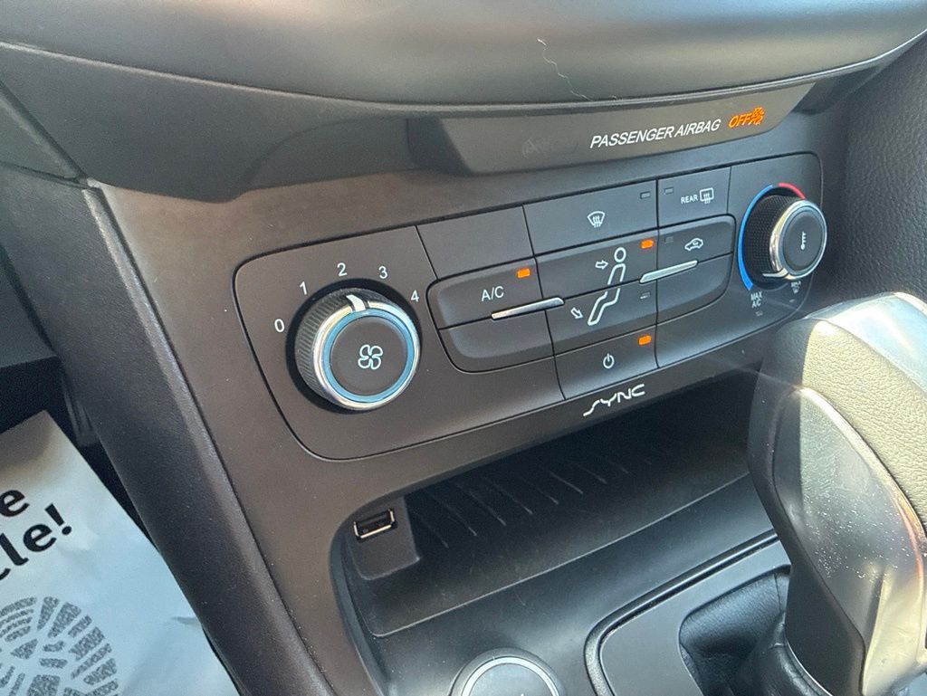 Used 2015 Ford Focus - photo 21