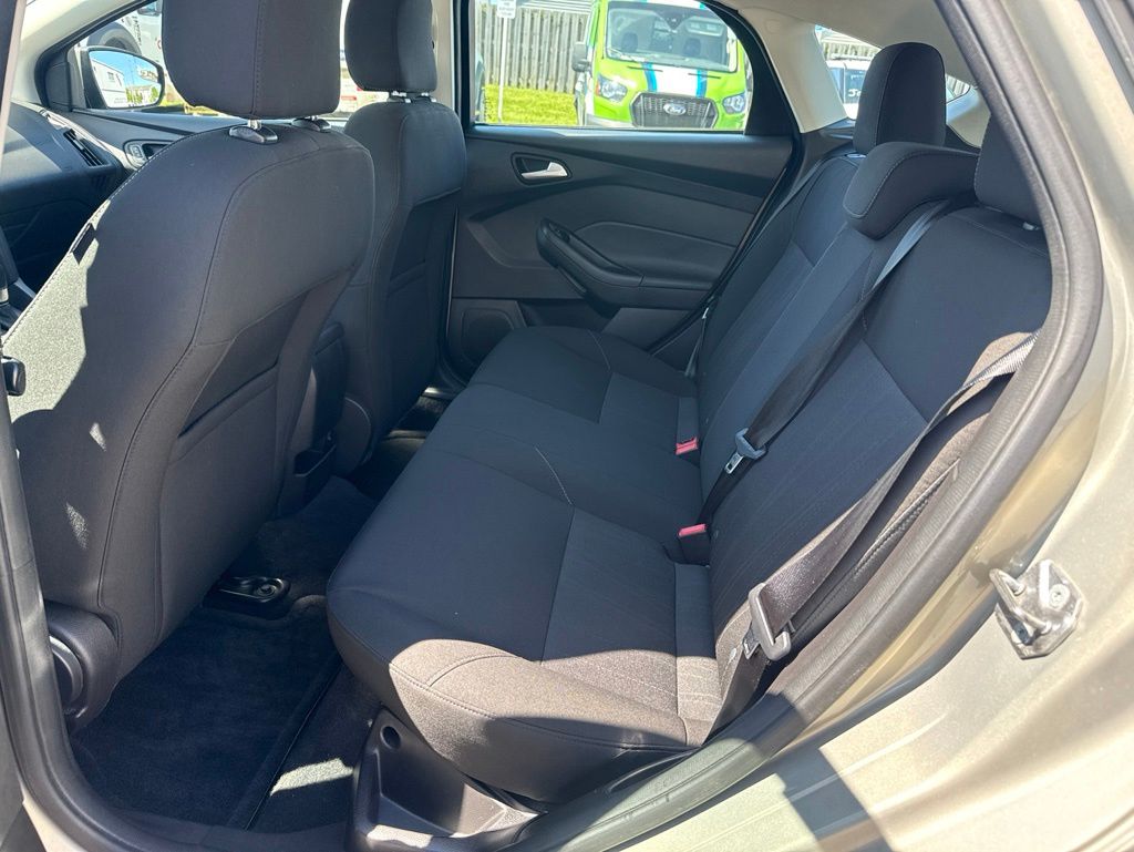 Used 2015 Ford Focus - photo 26