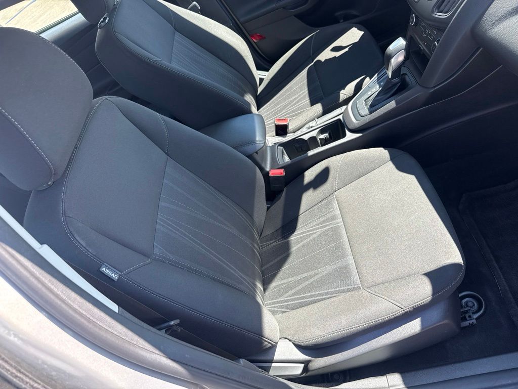 Used 2015 Ford Focus - photo 32