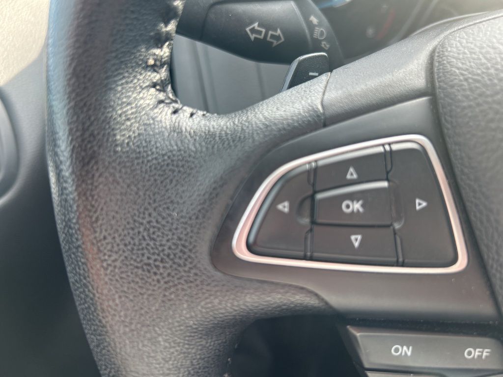 Used 2015 Ford Focus - photo 6