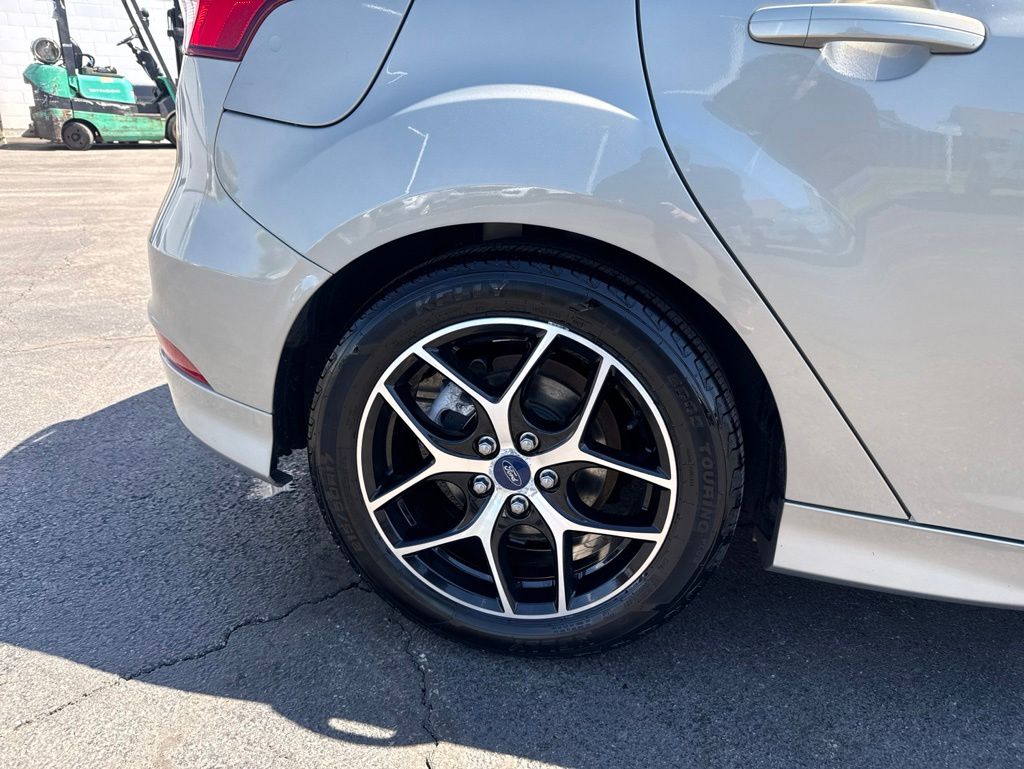 Used 2015 Ford Focus - photo 12