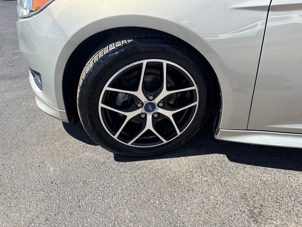 Used 2015 Ford Focus - photo 14