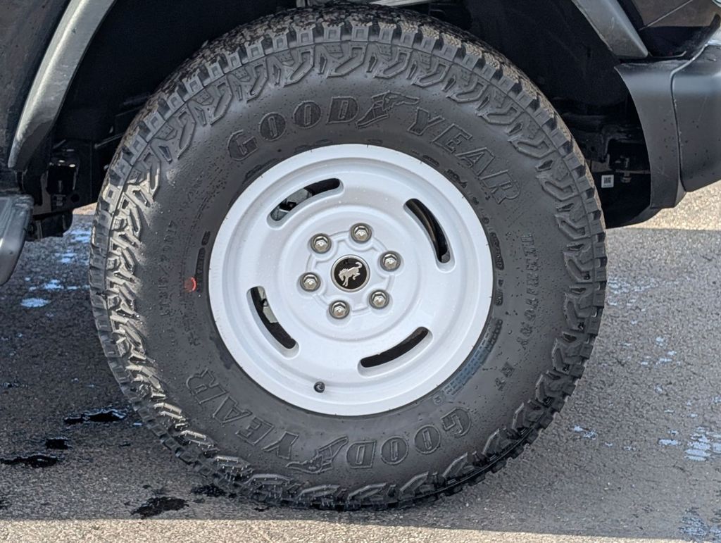 New 2025 Ford Bronco - photo 19