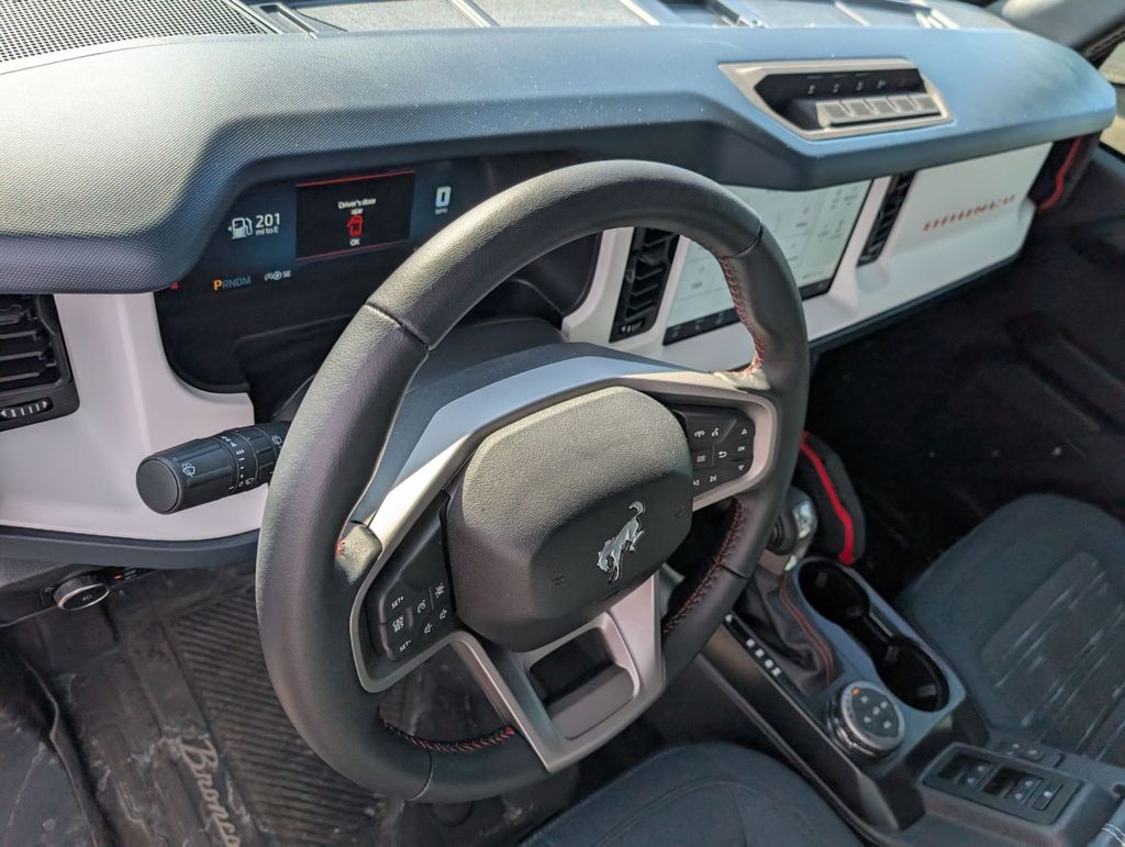 New 2025 Ford Bronco - photo 21