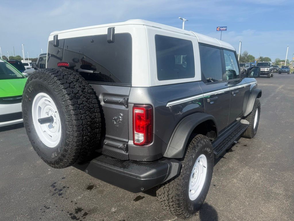 New 2025 Ford Bronco - photo 2