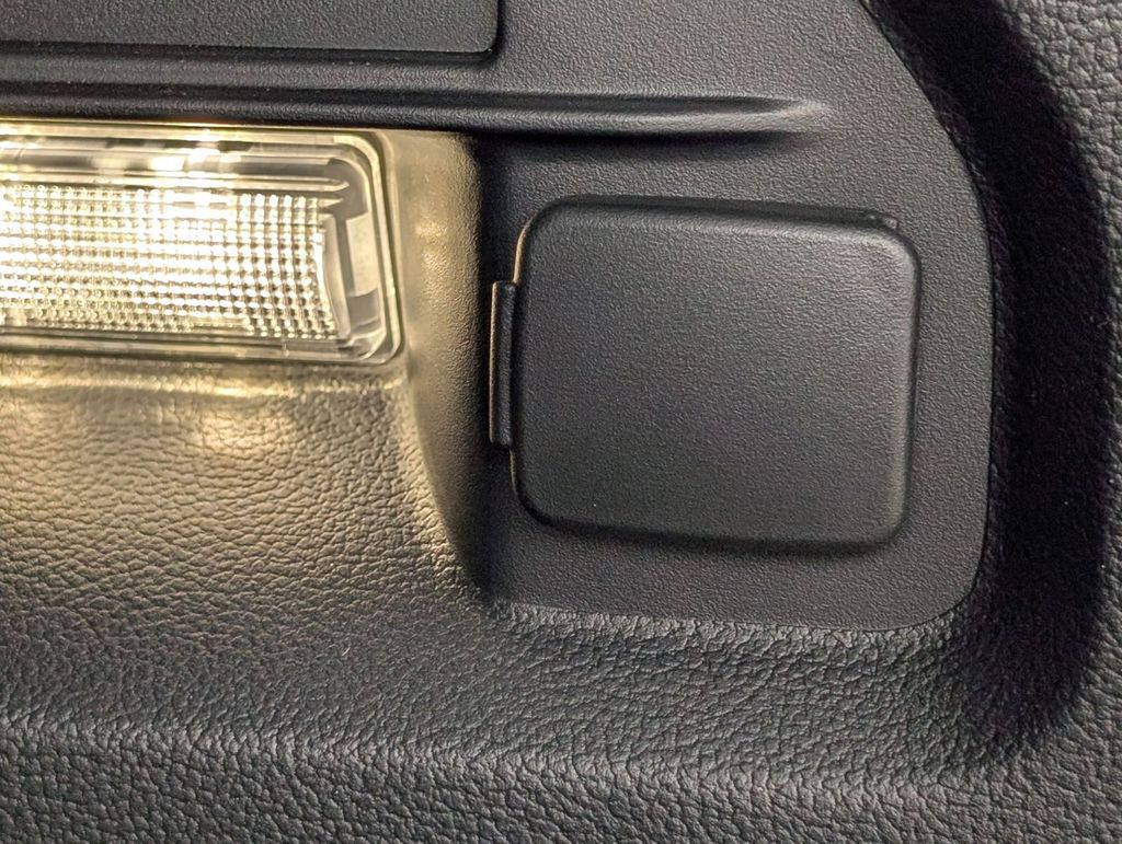 New 2025 Ford Explorer - photo 22