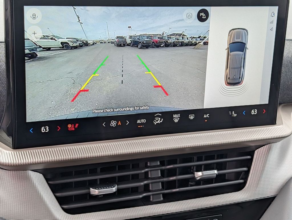 New 2025 Ford Explorer - photo 8