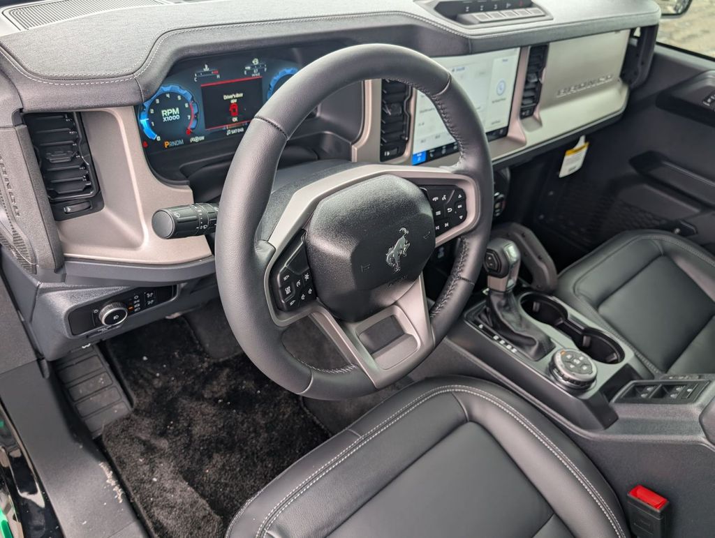 New 2025 Ford Bronco - photo 21