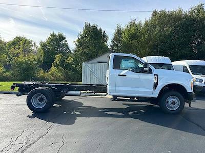 2026 Ford F-350 Regular Cab DRW 4WD Cab Chassis for sale #C260052V - photo 2
