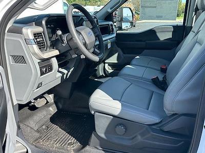 2026 Ford F-350 Regular Cab DRW 4WD Cab Chassis for sale #C260055V - photo 2