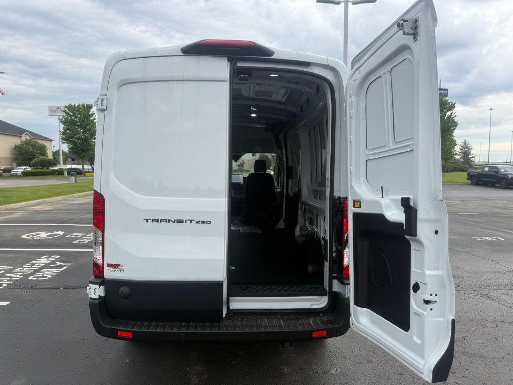 New 2026 Ford Transit 250 - photo 10