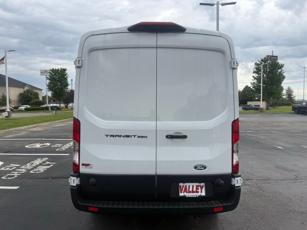 New 2026 Ford Transit 250 - photo 7