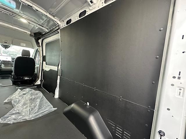 New 2026 Ford Transit 250 - photo 12