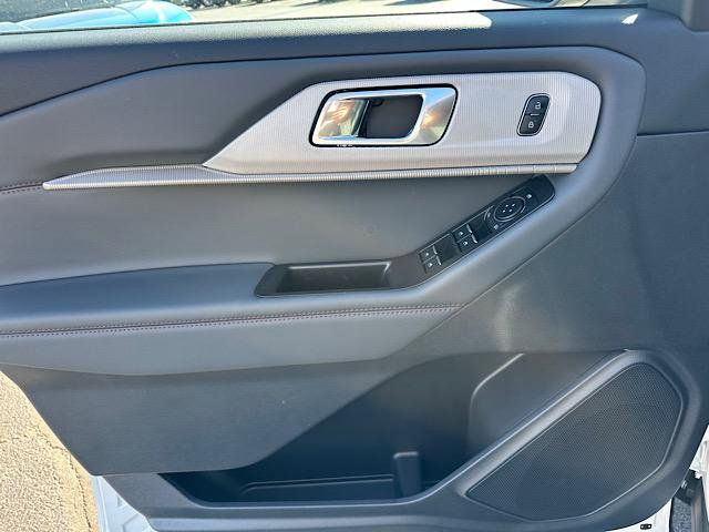 New 2026 Ford Explorer - photo 14