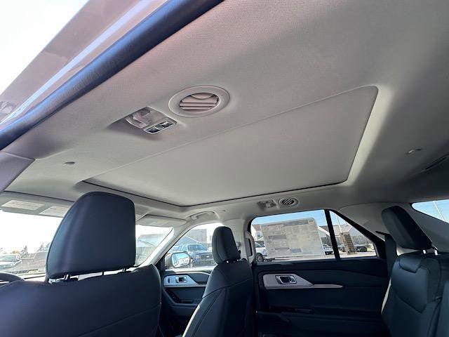 New 2026 Ford Explorer - photo 16