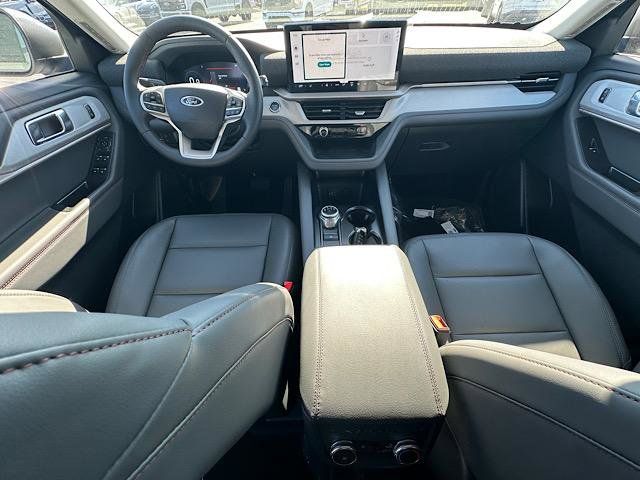 New 2026 Ford Explorer - photo 17