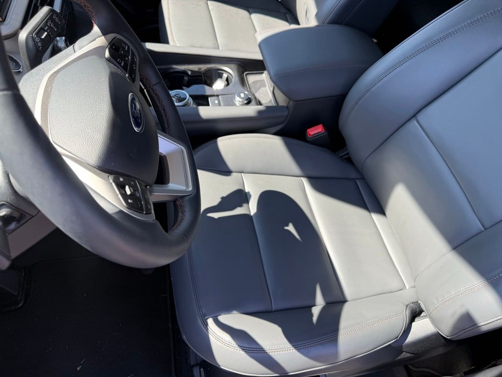 New 2026 Ford Explorer - photo 16
