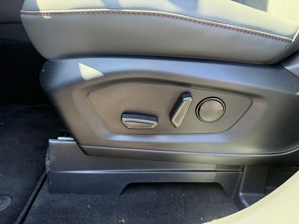 New 2026 Ford Explorer - photo 17