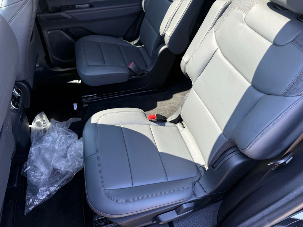 New 2026 Ford Explorer - photo 30
