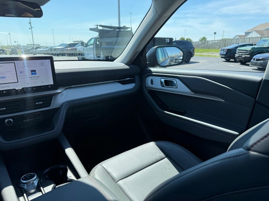 New 2026 Ford Explorer - photo 38