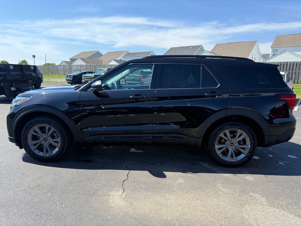 New 2026 Ford Explorer - photo 8