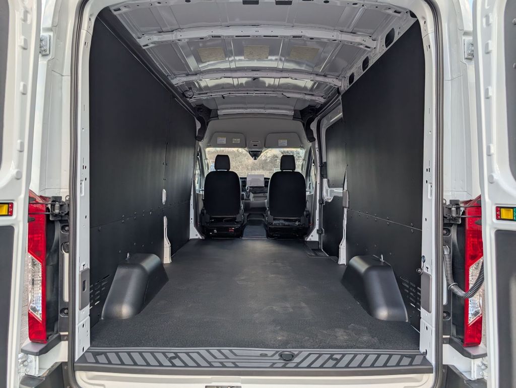 New 2026 Ford Transit 250 - photo 21