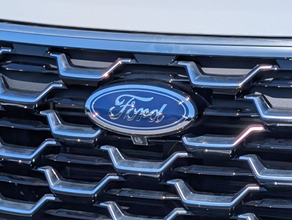 New 2026 Ford Explorer - photo 15