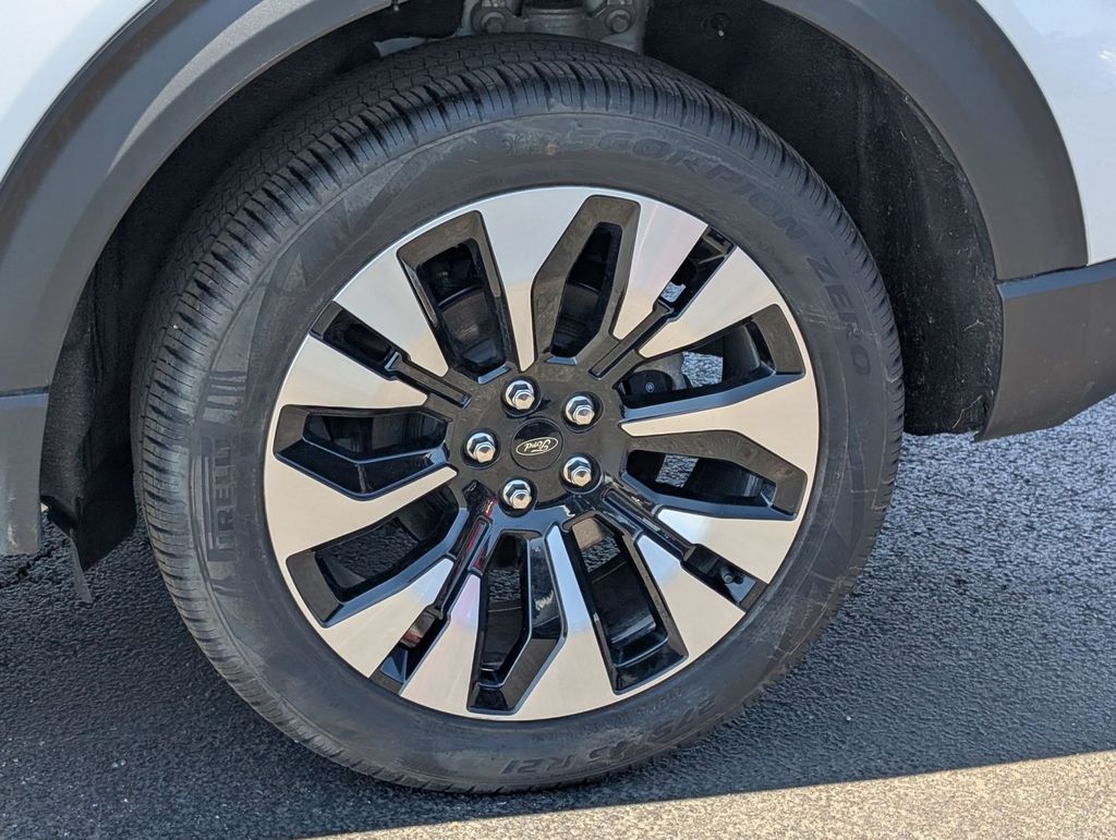 New 2026 Ford Explorer - photo 19