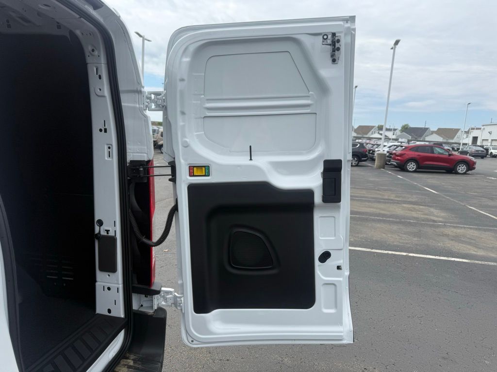 New 2026 Ford Transit 250 - photo 6