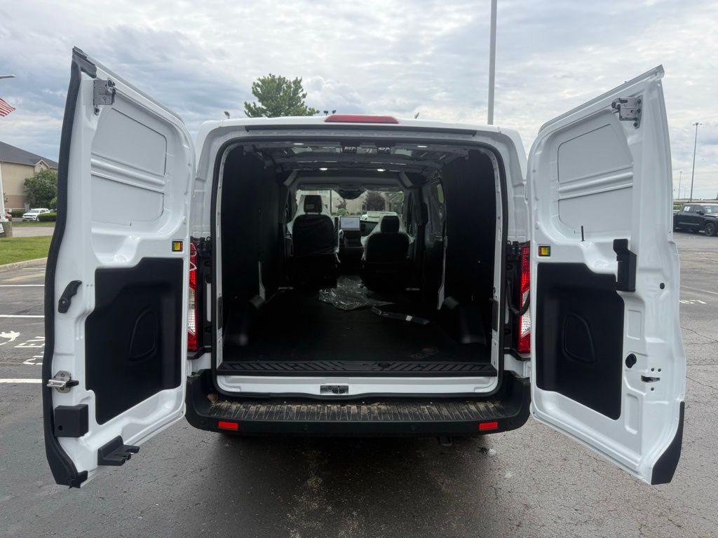 New 2026 Ford Transit 250 - photo 9