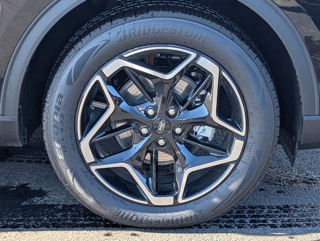 New 2026 Ford Escape - photo 22