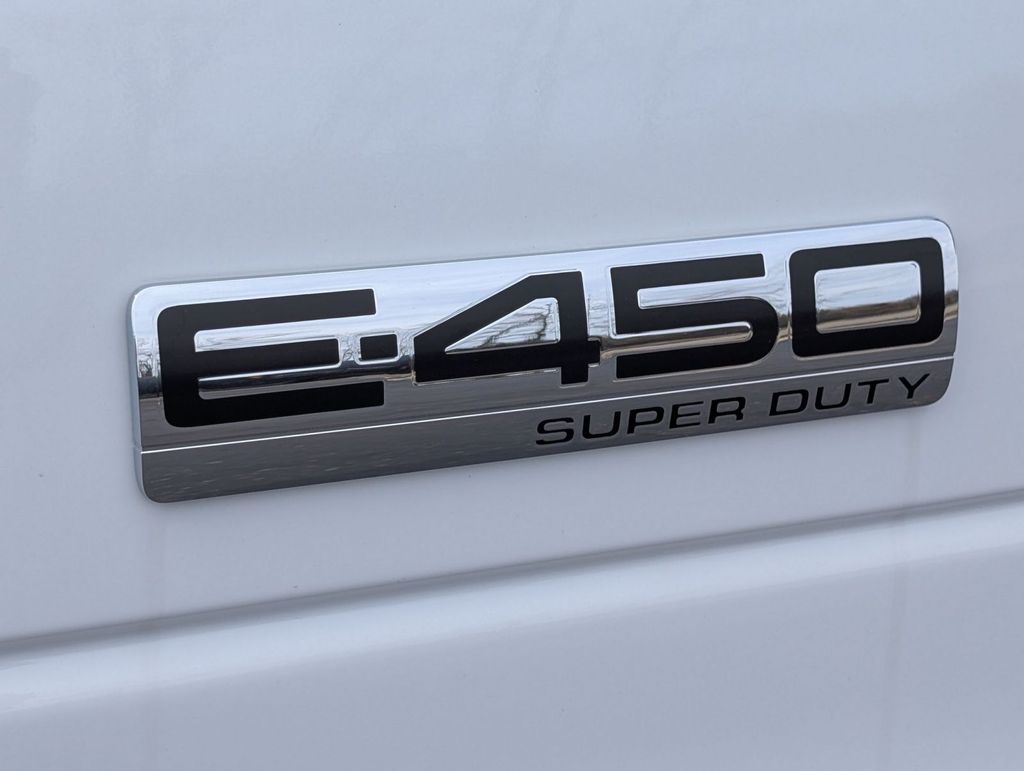 New 2026 Ford E-450 - photo 14