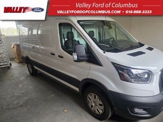 Used 2023 Ford Transit 250 - photo 1