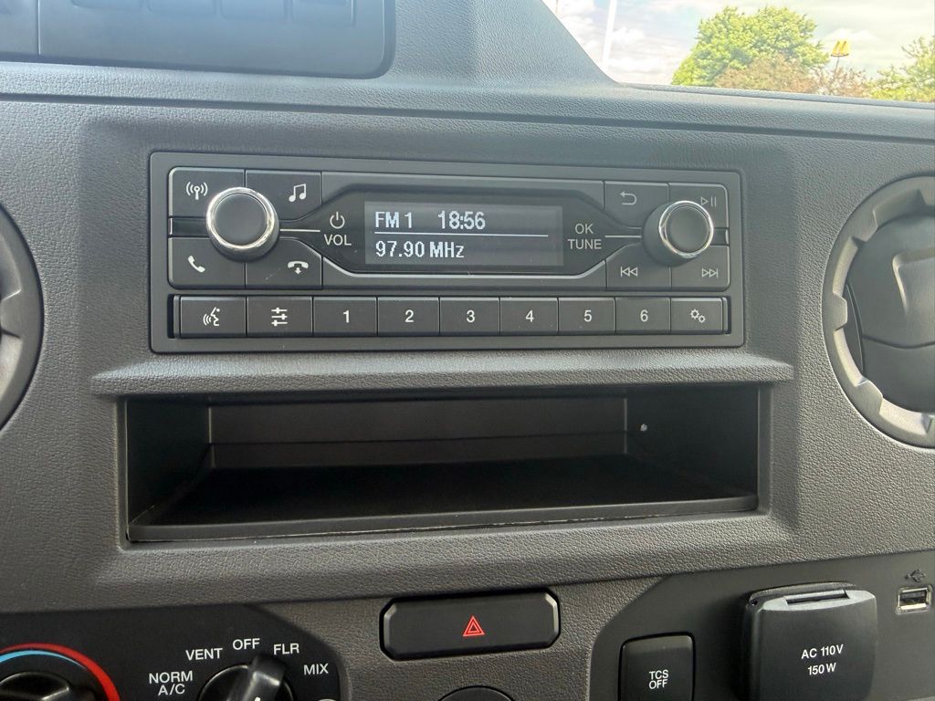 New 2026 Ford E-350 - photo 21