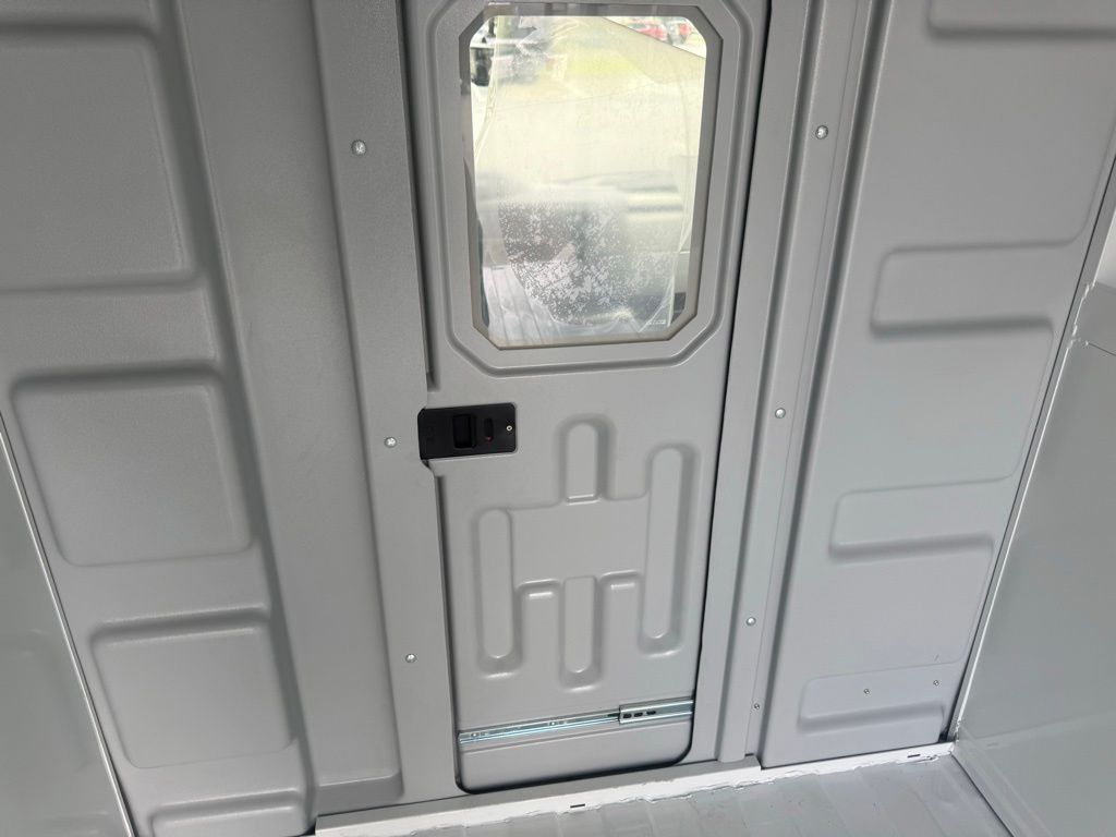 New 2026 Ford E-350 - photo 45