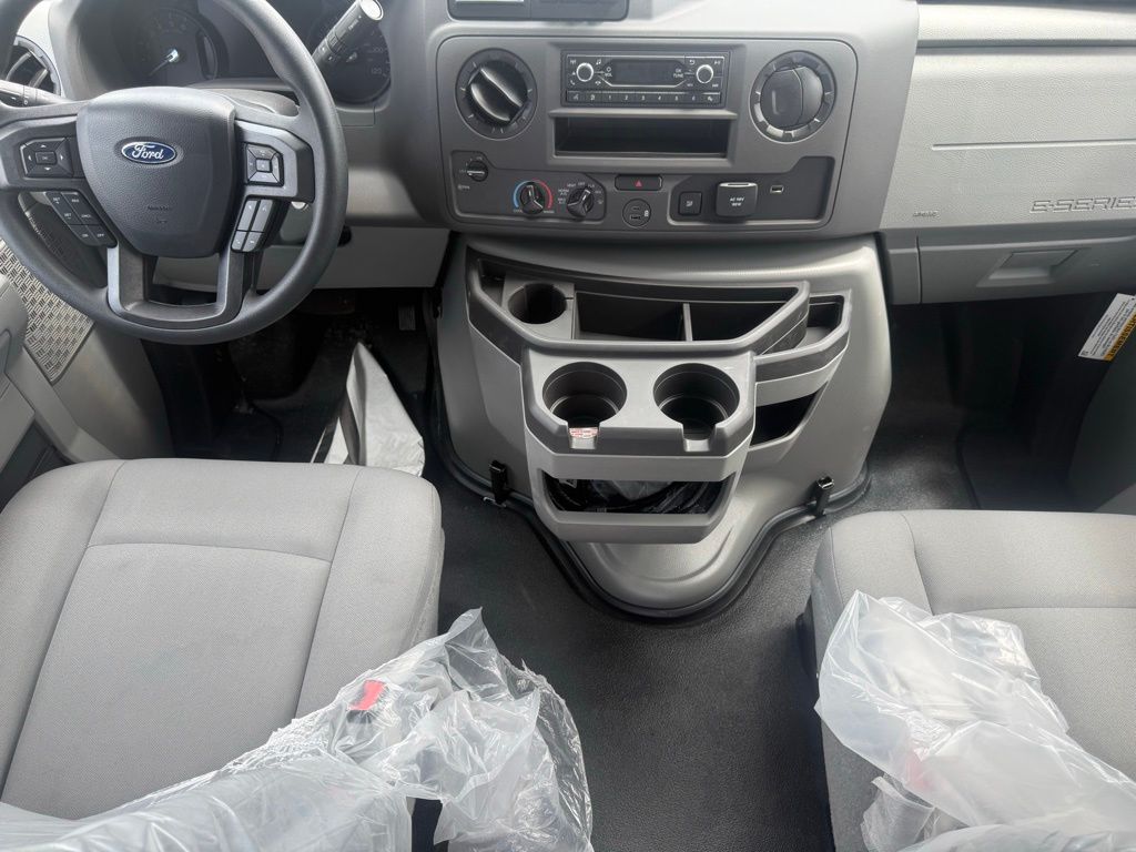 New 2026 Ford E-350 - photo 47