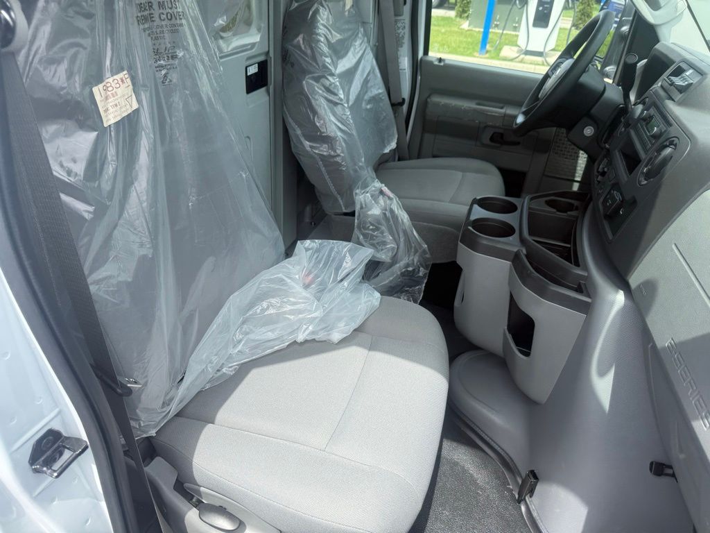 New 2026 Ford E-350 - photo 64